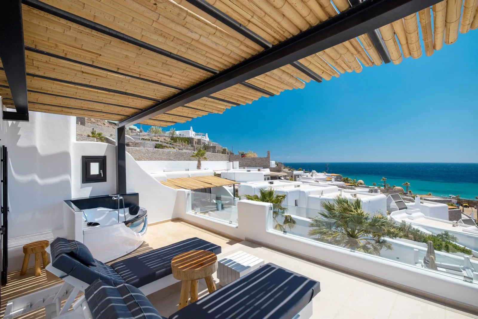 Deluxe Double or Twin Room with Sea View &amp; Outdoor Jacuzzi