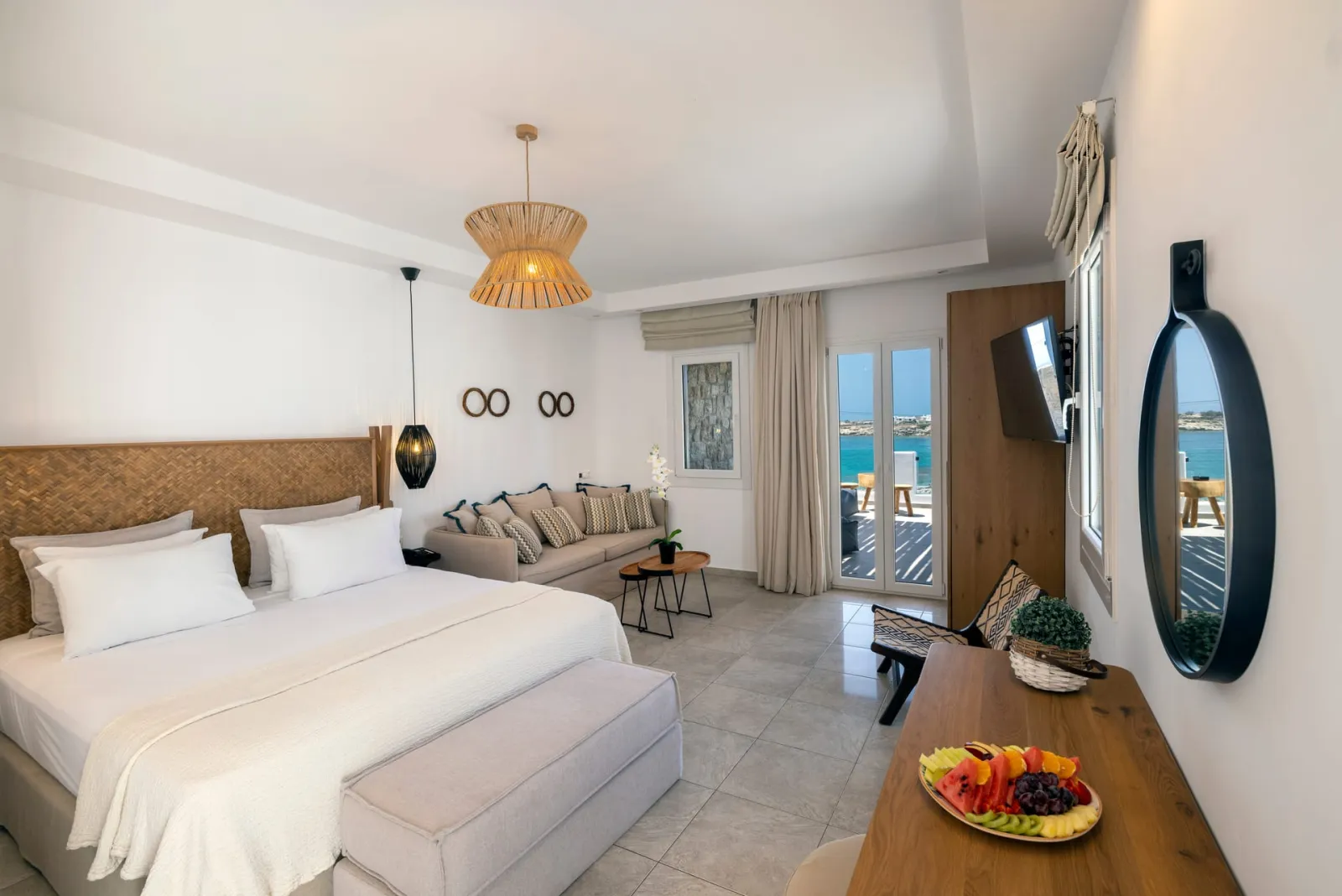 Executive Suite with Private Pool Sea View Private Terrace and Spa Bath
