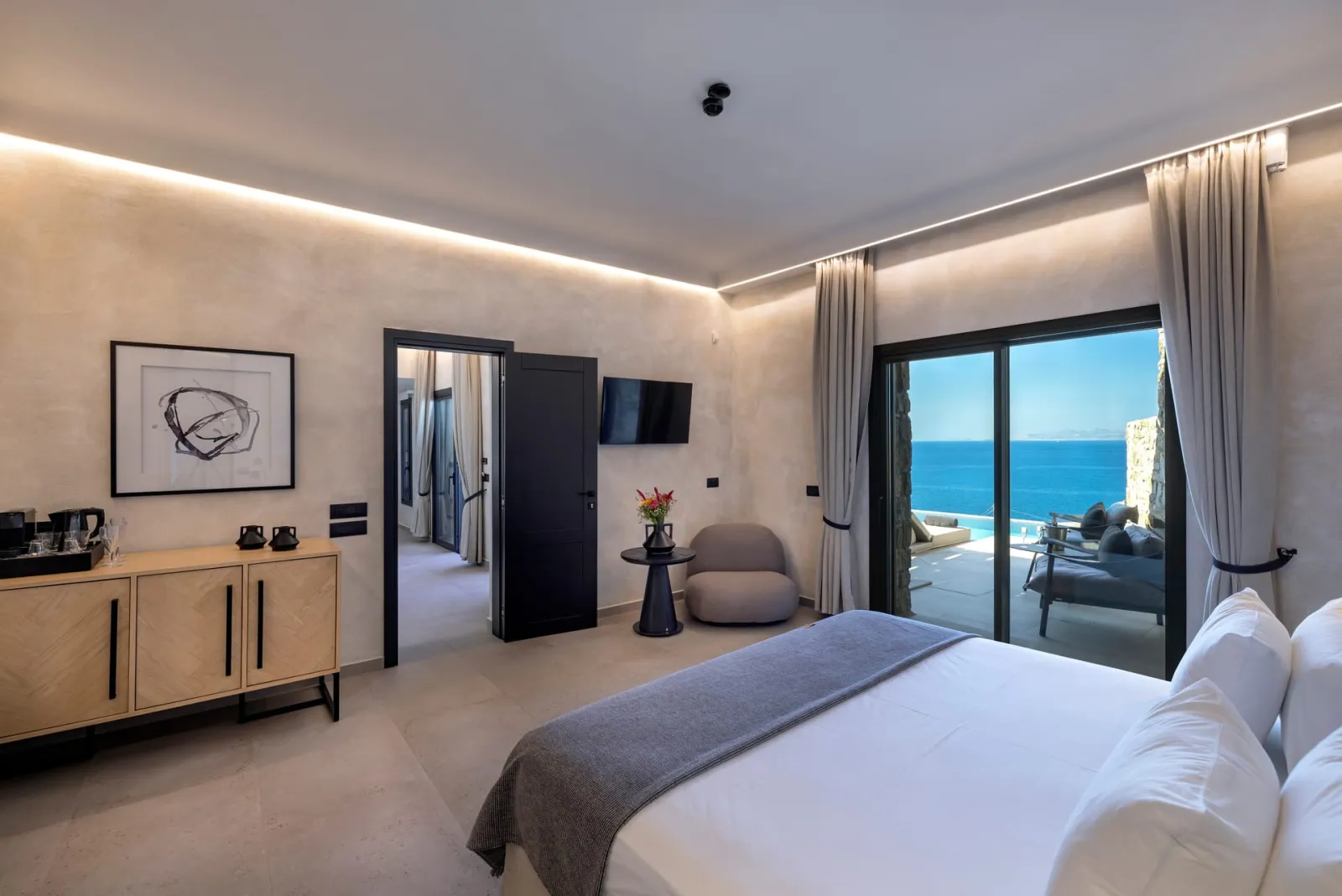 Grand Tropicana Villa with Private Infinity Pool and Panoramic Sea View