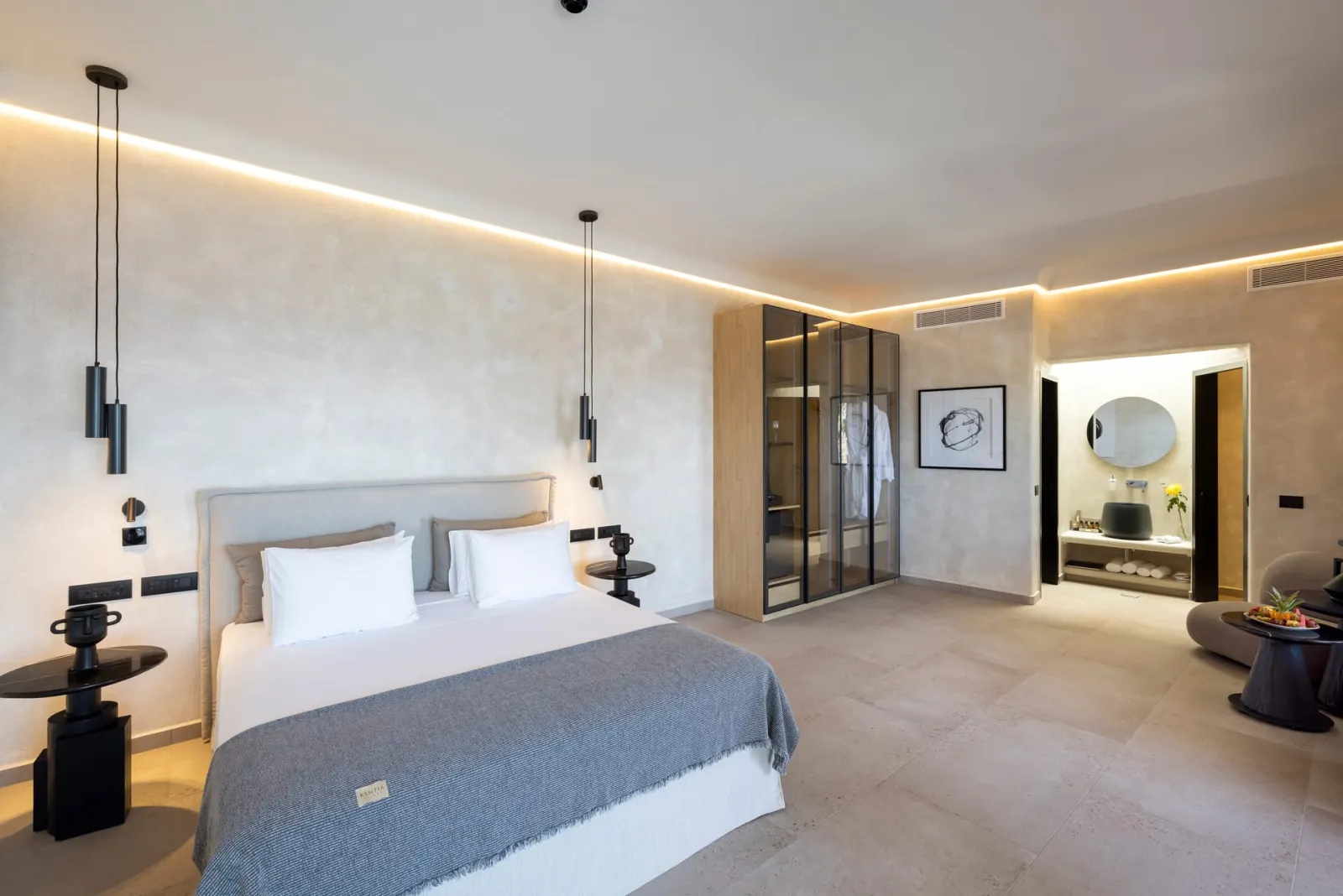 Signature Retreat Suite with Private Pool and Panoramic Sea View