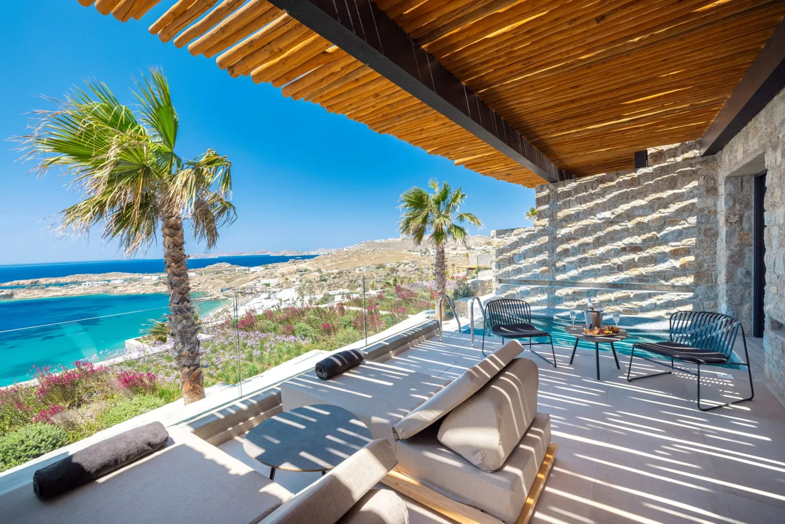 Signature Retreat Suite with Private Pool and Panoramic Sea View