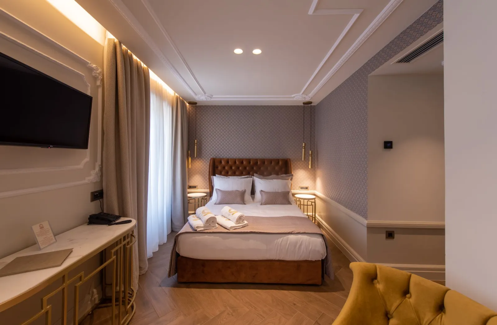 Double Suite