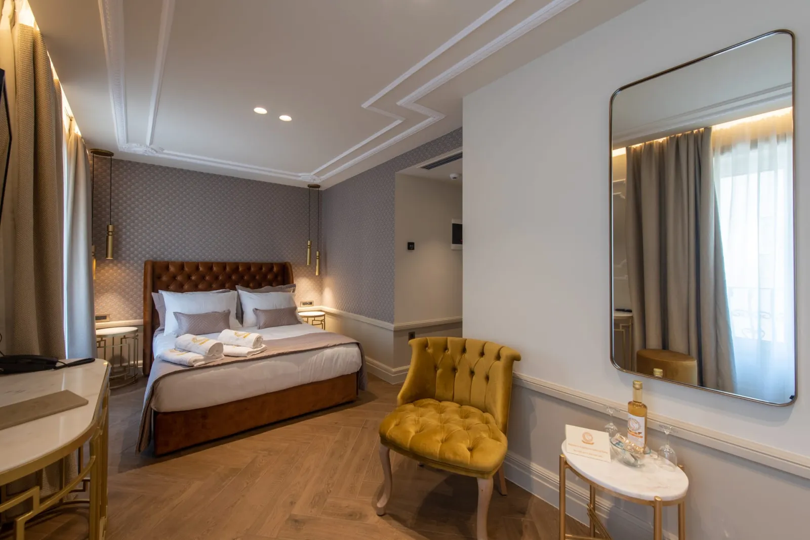 Double Suite