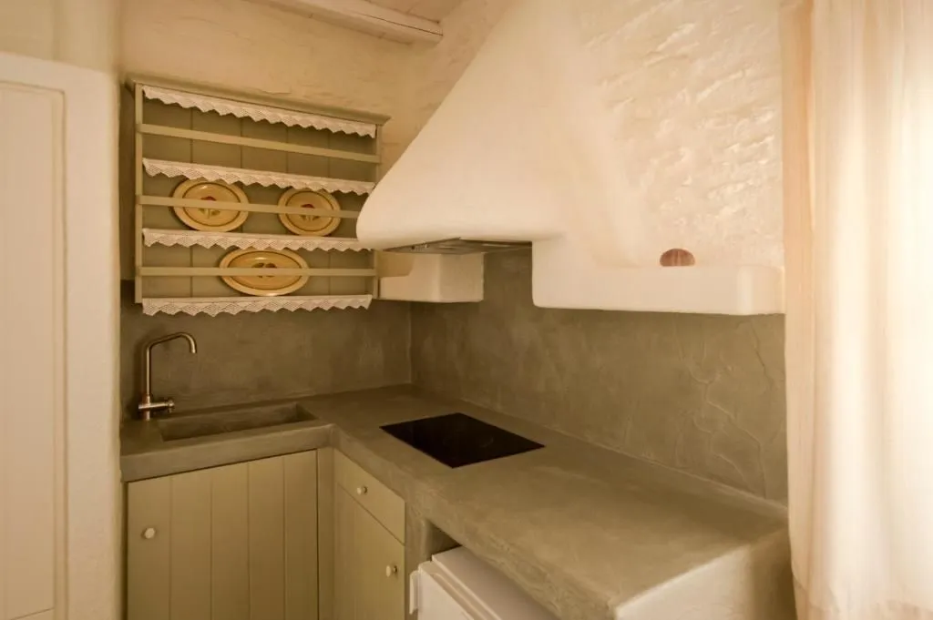 Quadruple Traditional Studio