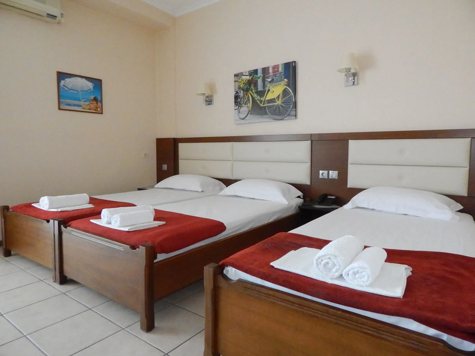 Triple Room
