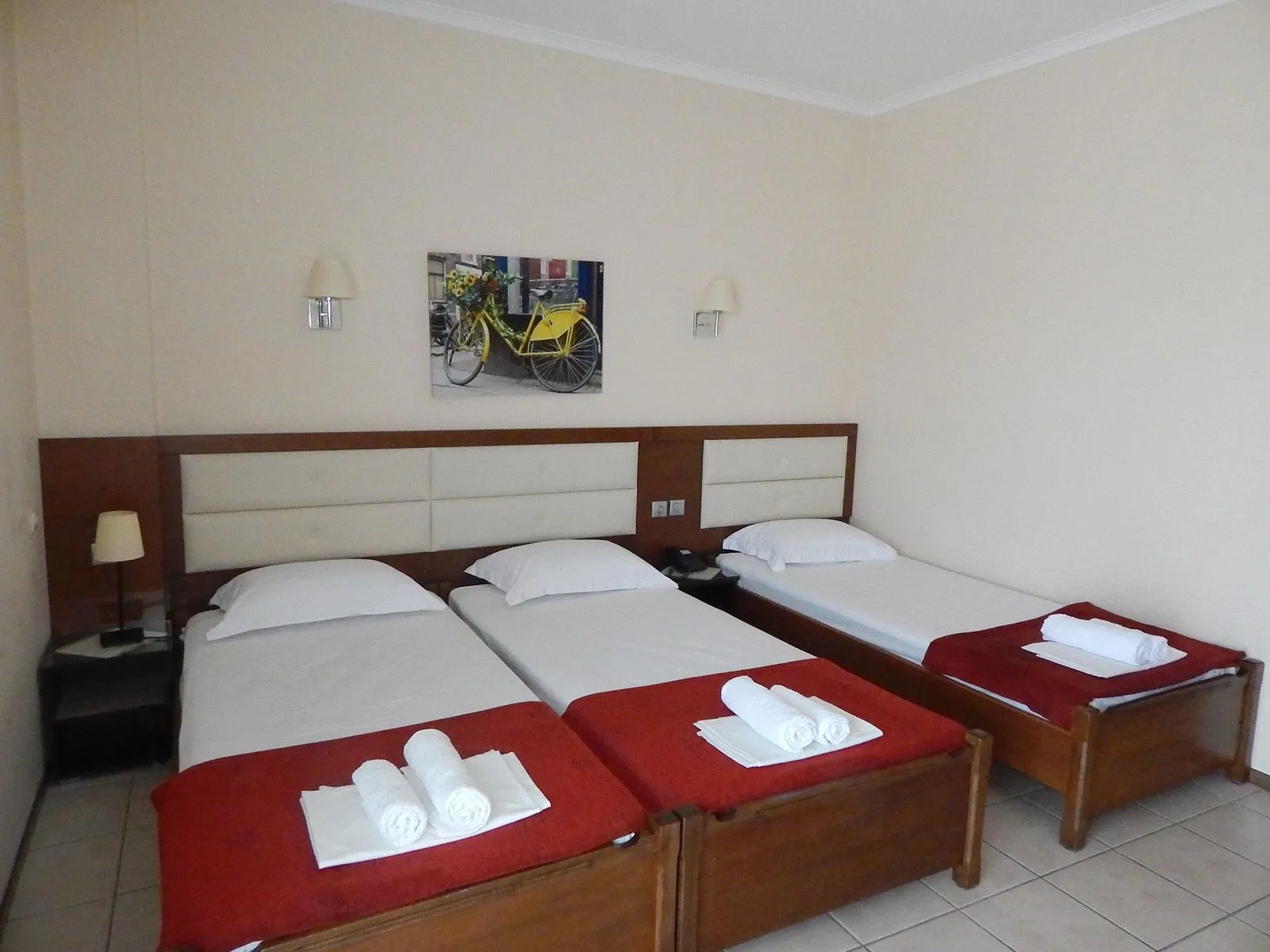 Triple Room