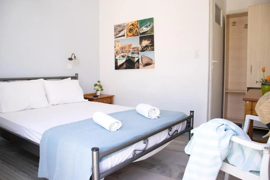 Double or Twin Room with Sea View