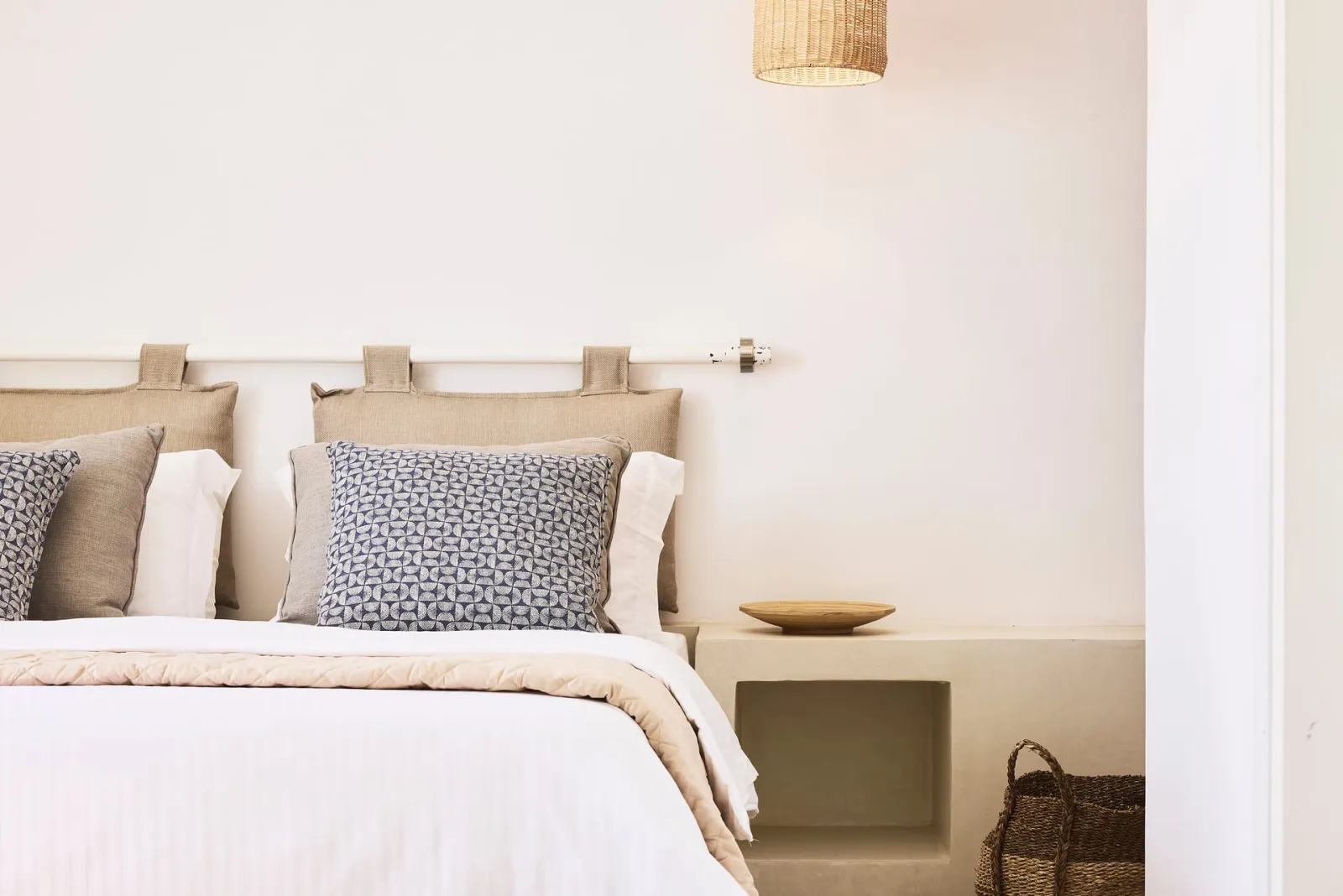 1-Bedroom Apartment with Side Sea View - Ground Floor(No 2)