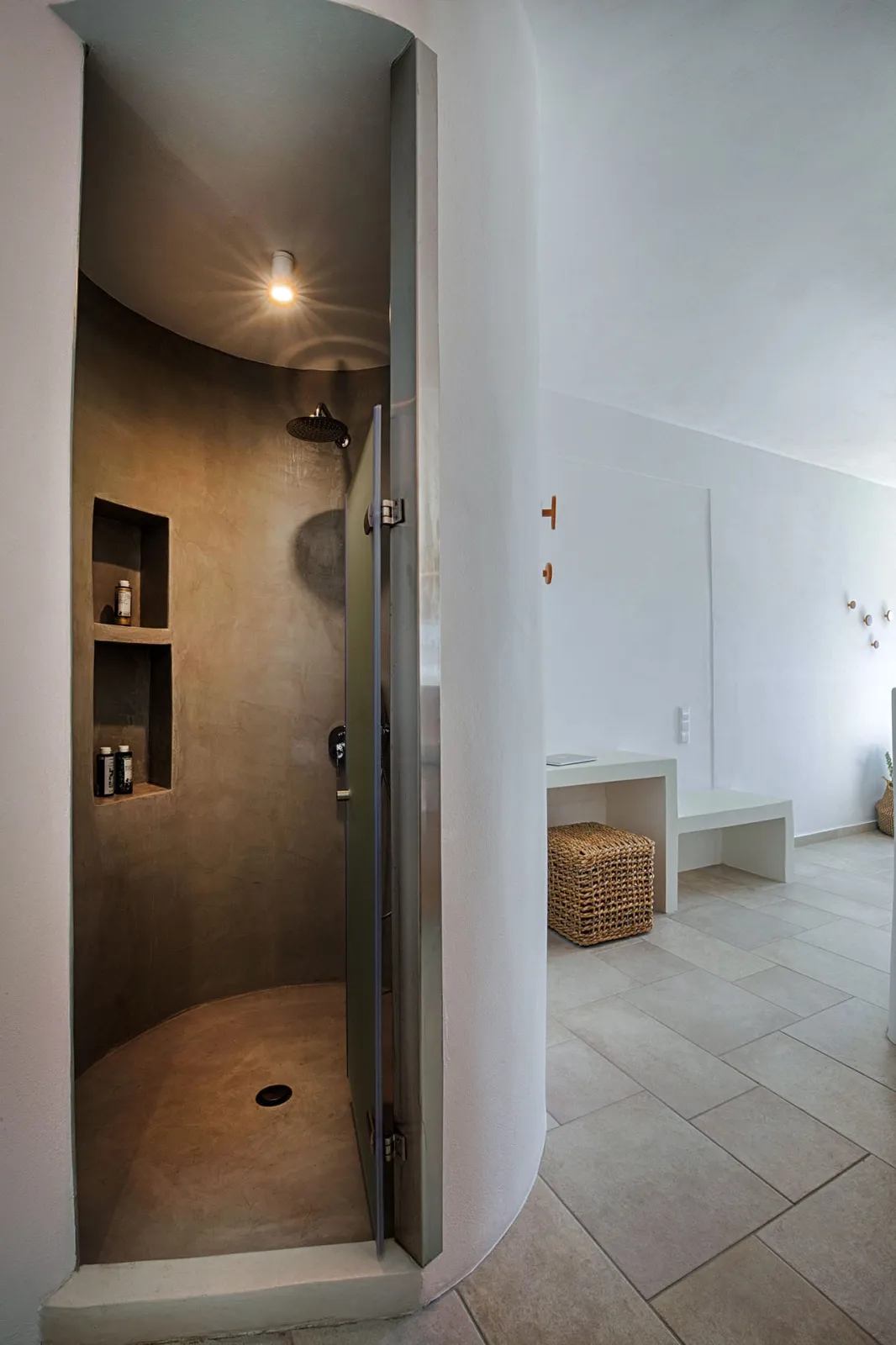 1-Bedroom Apartment(No 5)