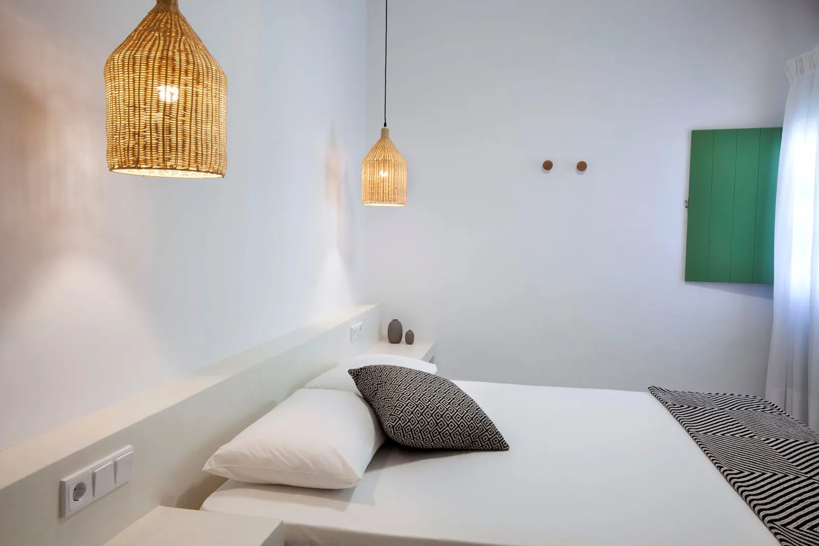 1-Bedroom Apartment(No 5)
