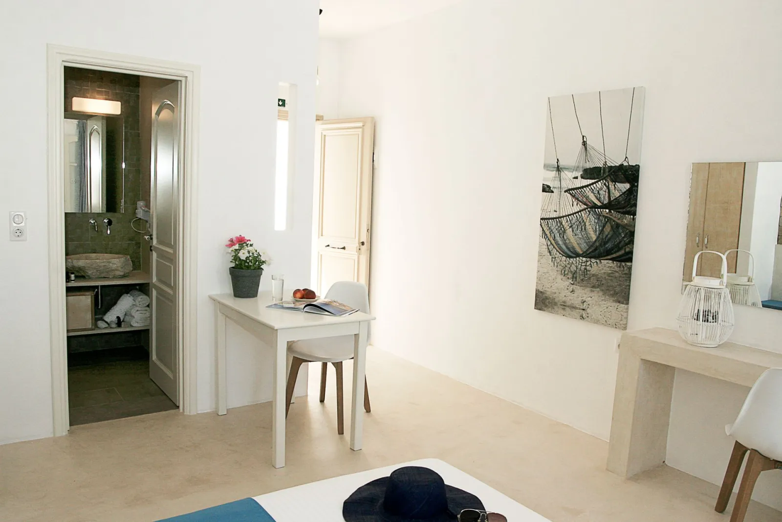 Luxury Studio with Sea & Castle View