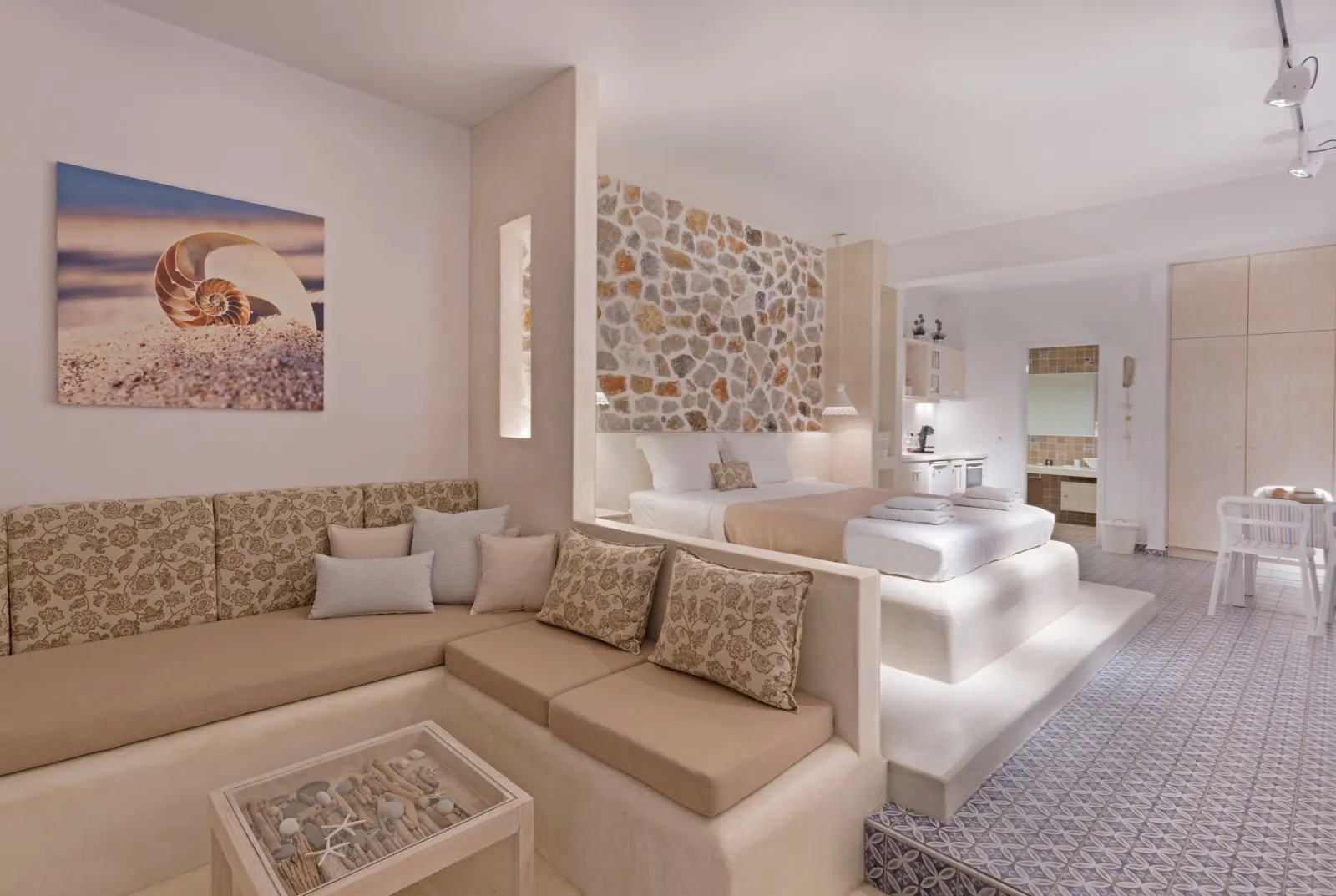 Luxury Triple Studio with Sea & Castle View