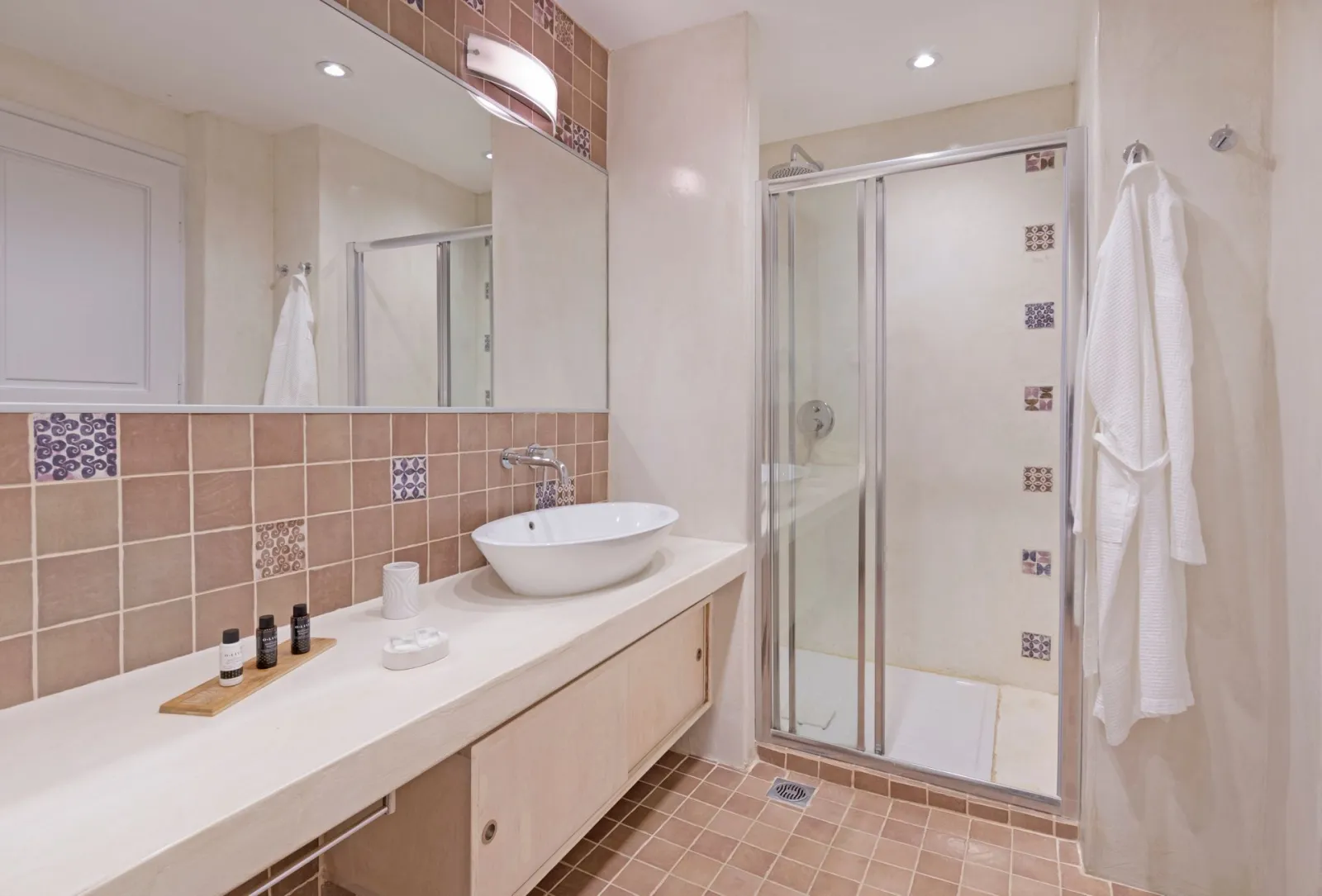 Luxury Triple Studio with Sea &amp; Castle View