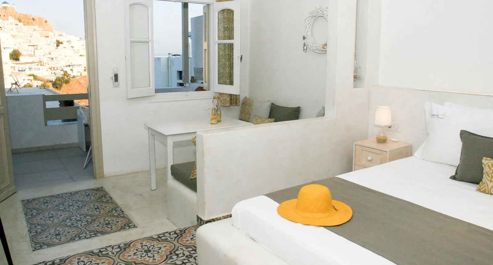 Luxury Quadruple Studio With Sea &amp; Castle View