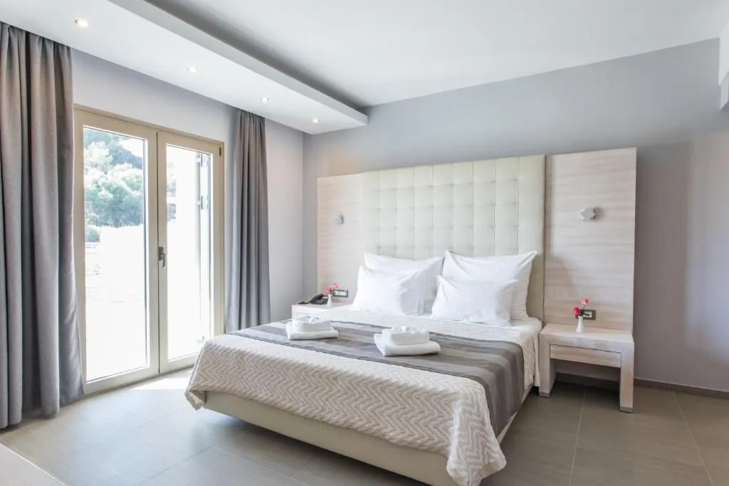 Junior Suite Sea Side View