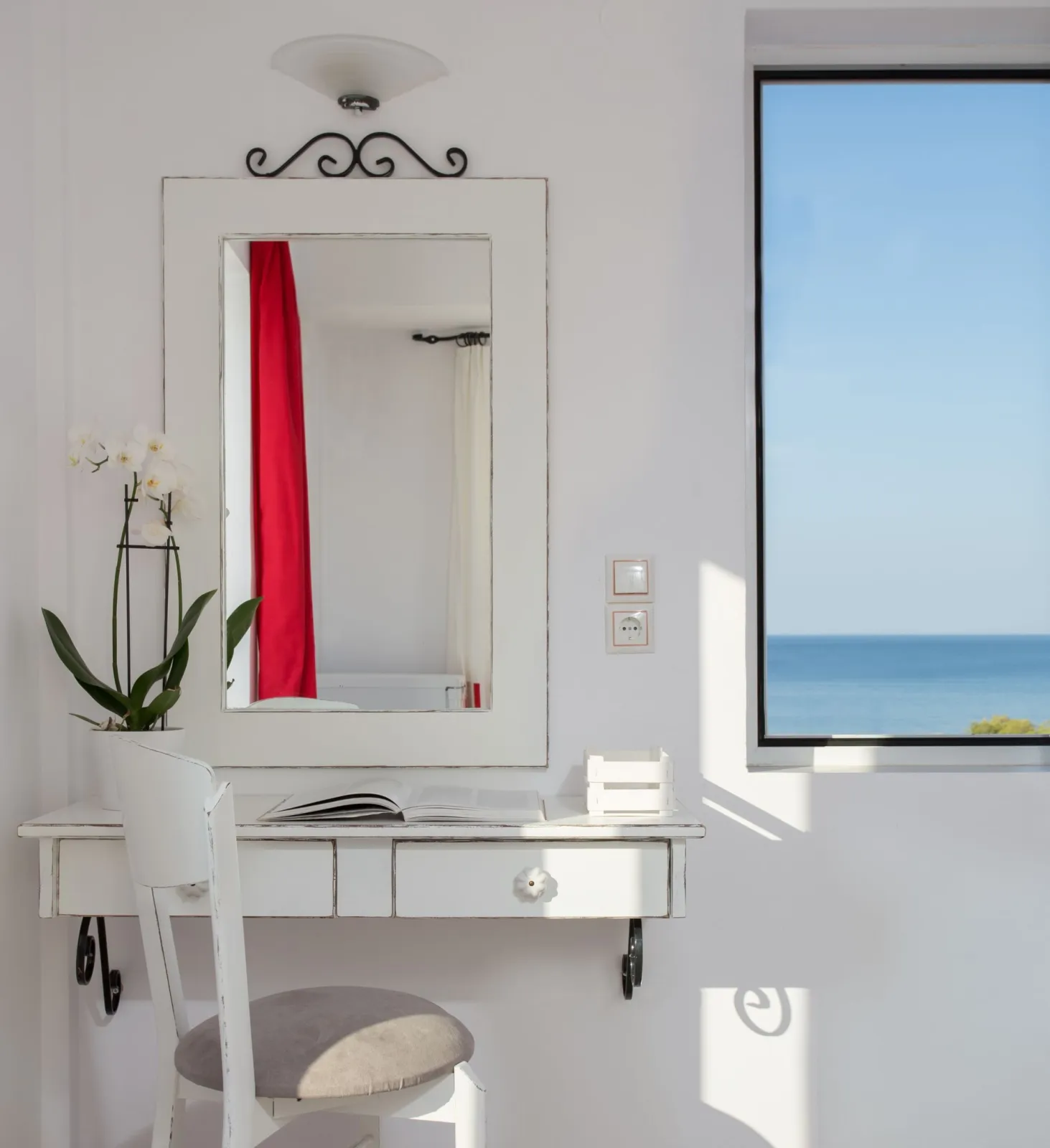 Double or Twin Room Partial Sea View