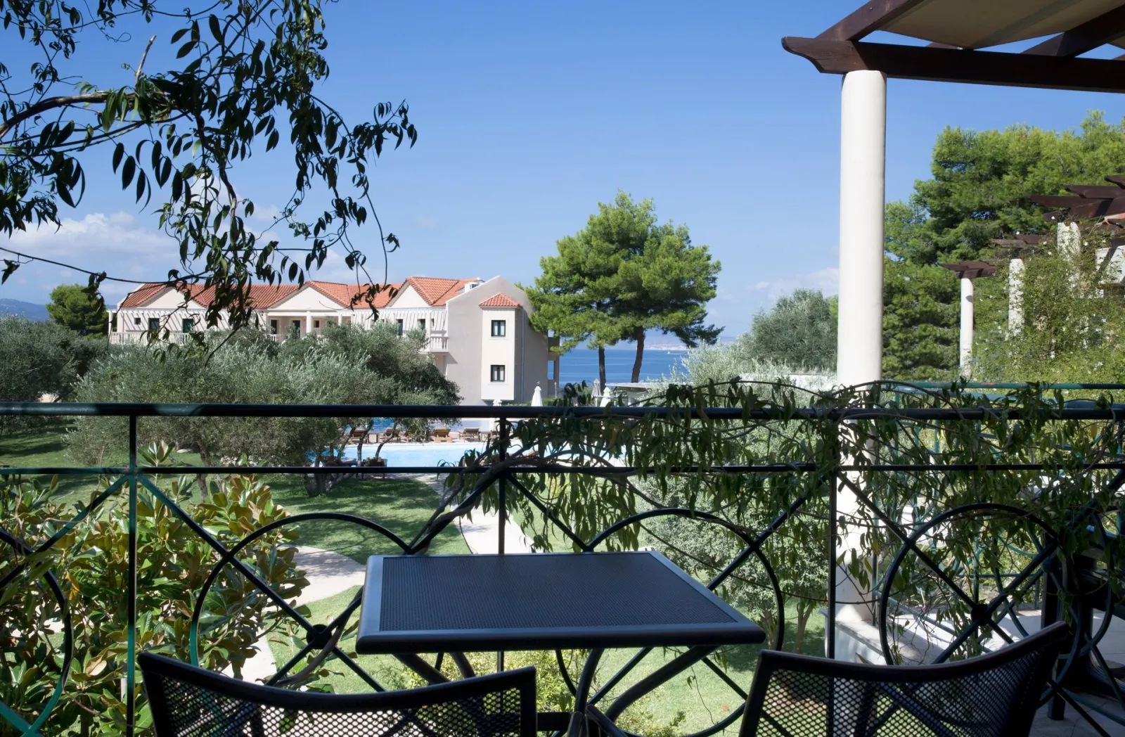 Superior Double Room | Garden or Pool View