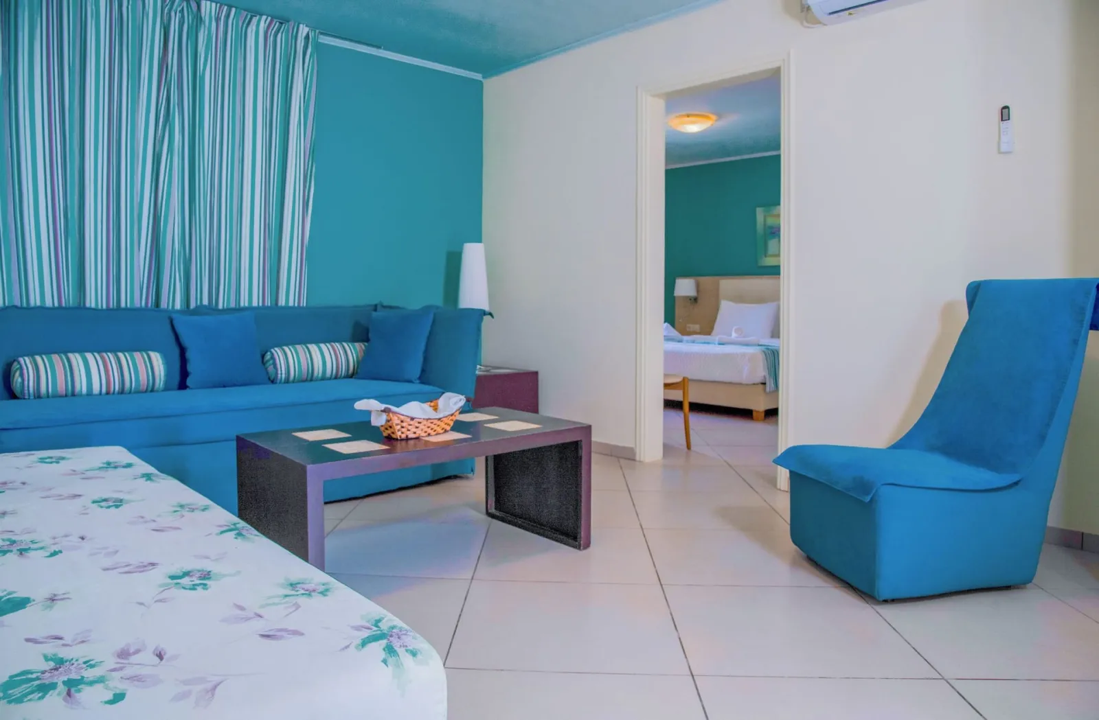 Deluxe Suite