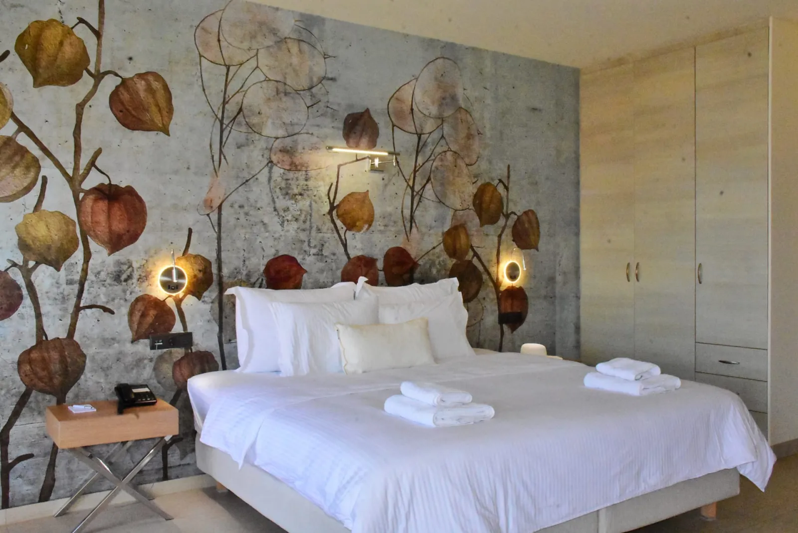 Junior Superior Suite | Pool &amp; Sea View