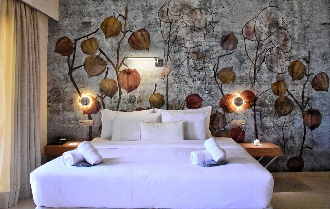Junior Superior Suite | Pool &amp; Sea View