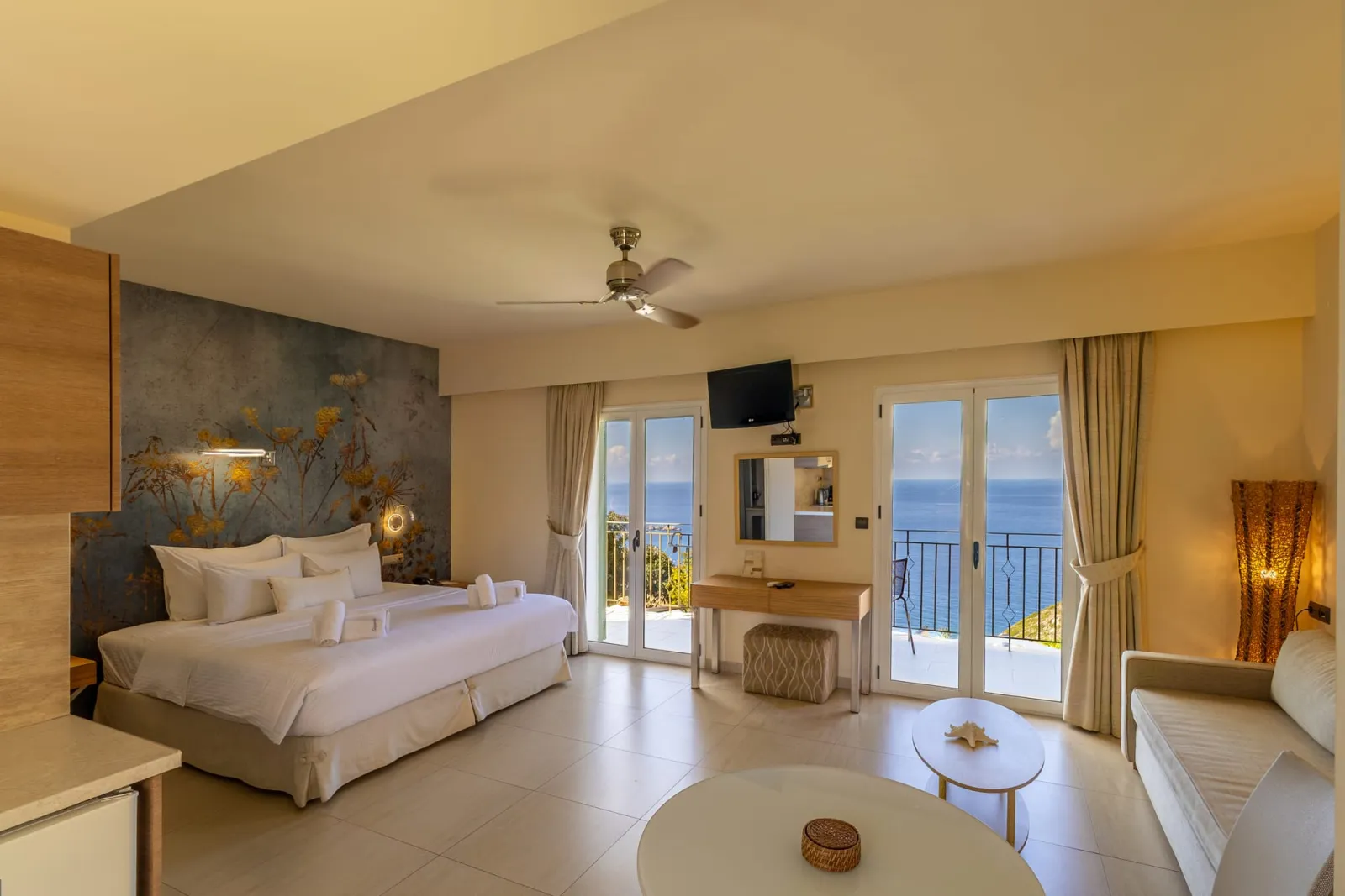 Junior Superior Suite | Panoramic Sea View