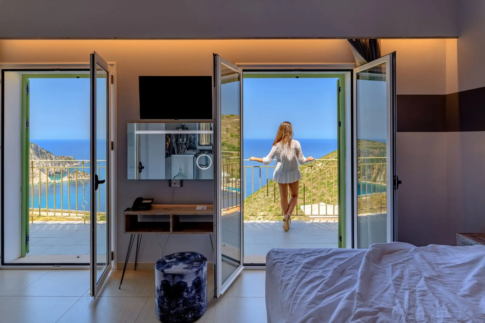 Junior Executive Suite | Panoramic Sea View