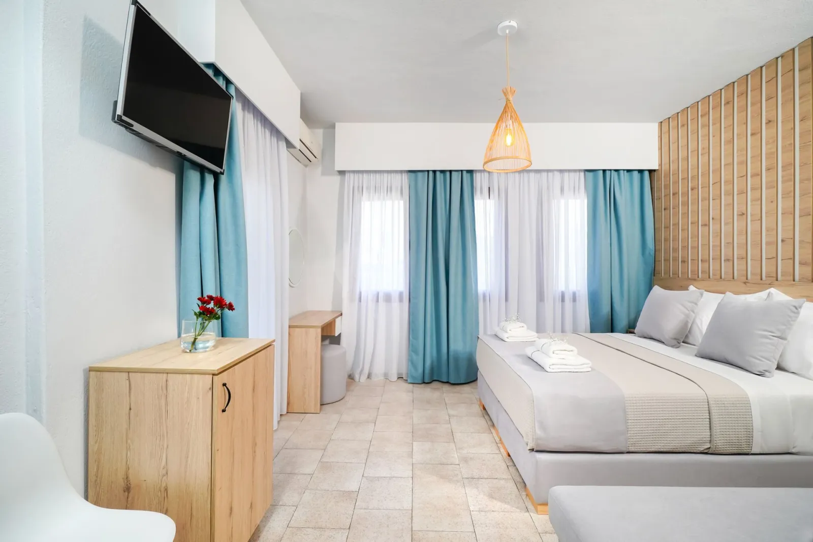 Deluxe Triple Room