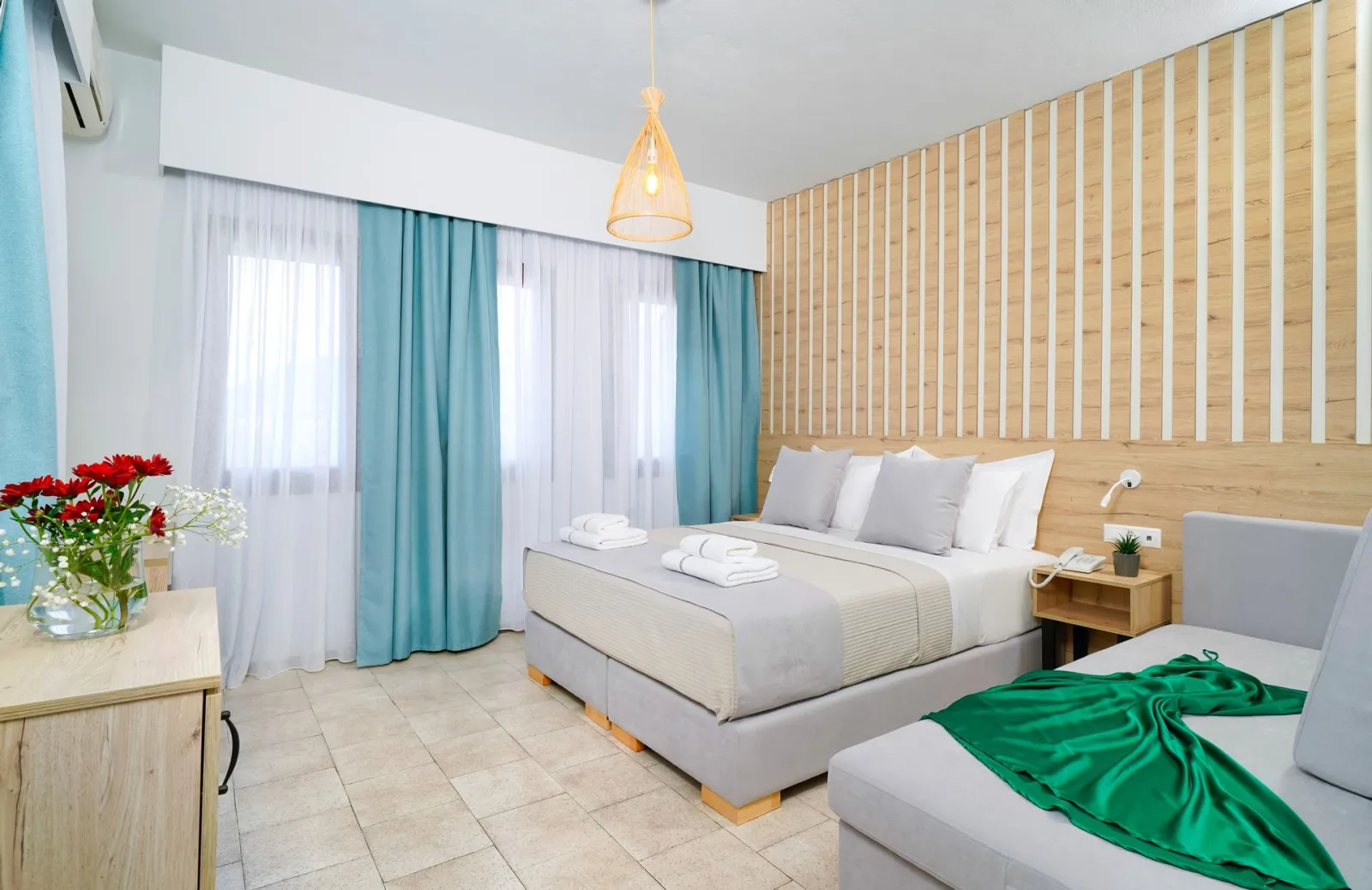 Deluxe Triple Room