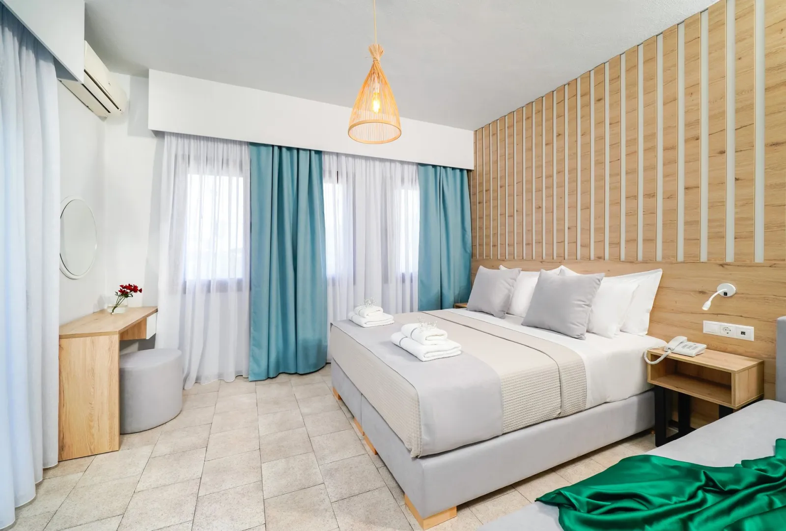 Deluxe Triple Room