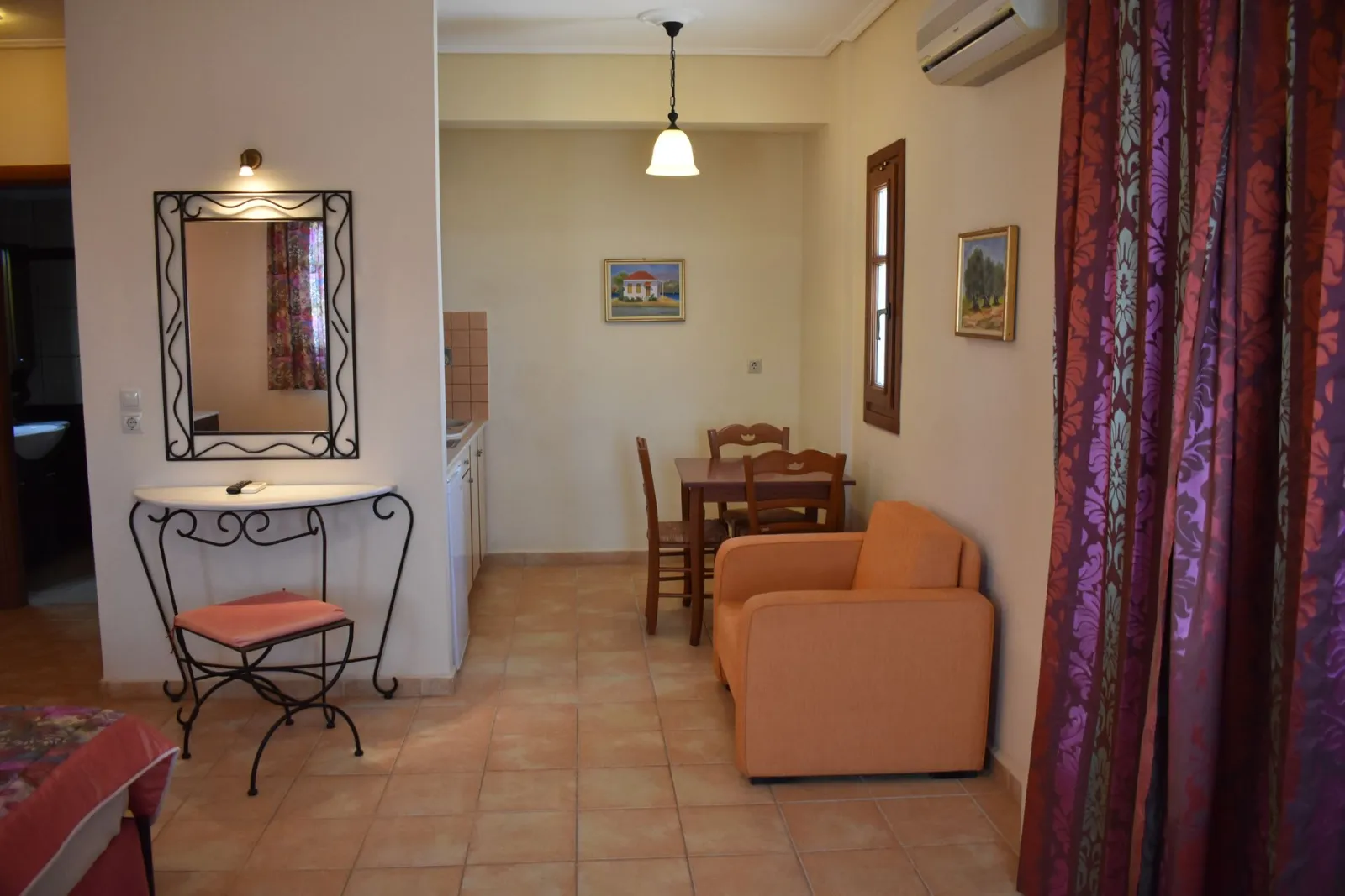Twin Room Ground Floor