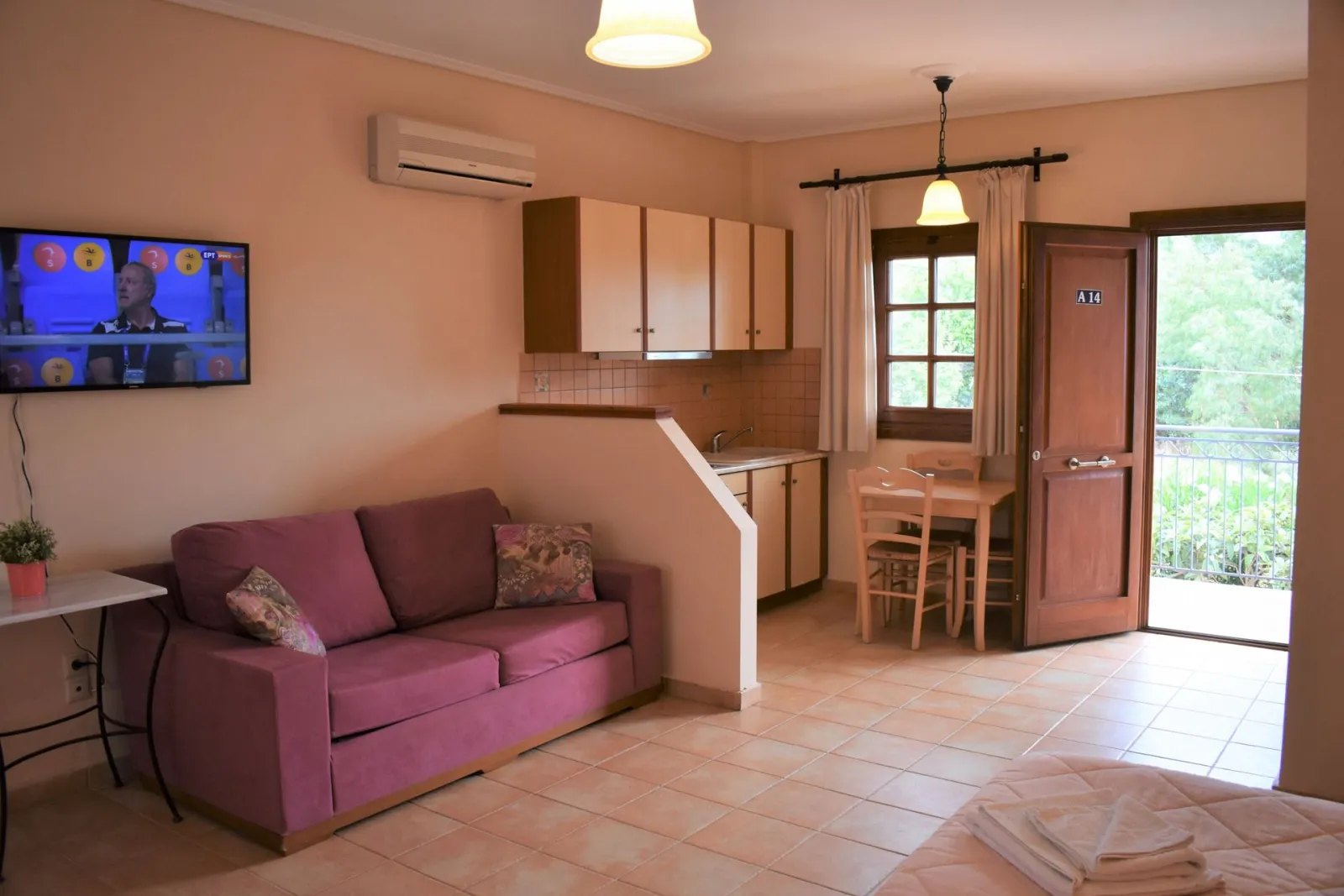 Twin Room Upper Floor