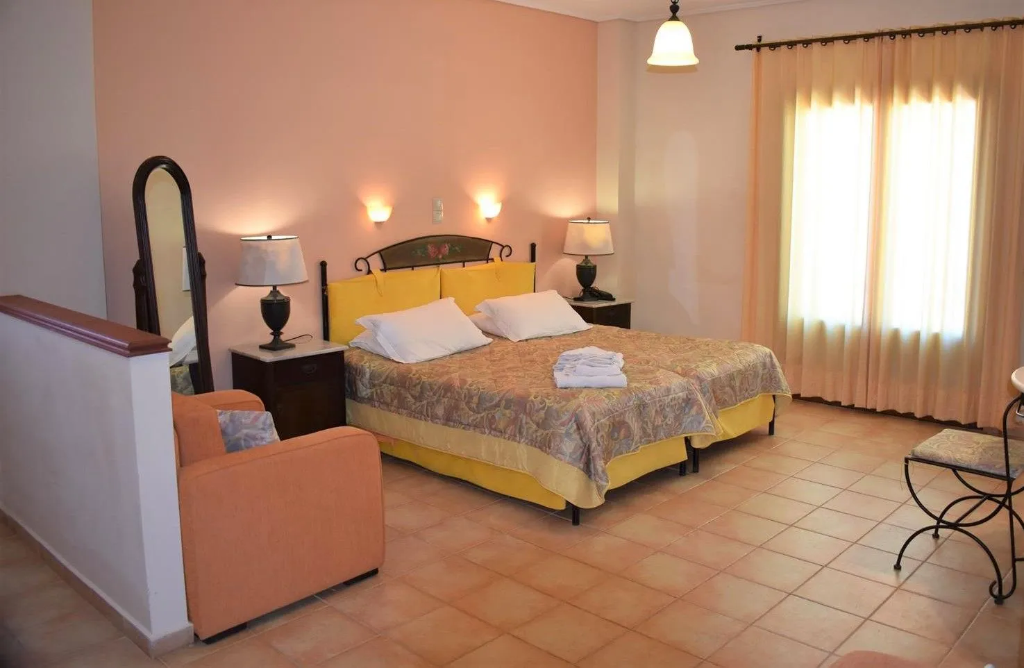 Twin Room Upper Floor