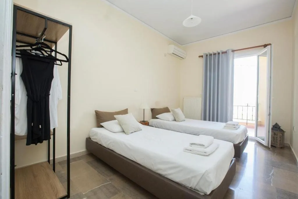 Double Bedroom Apartment with Sea View