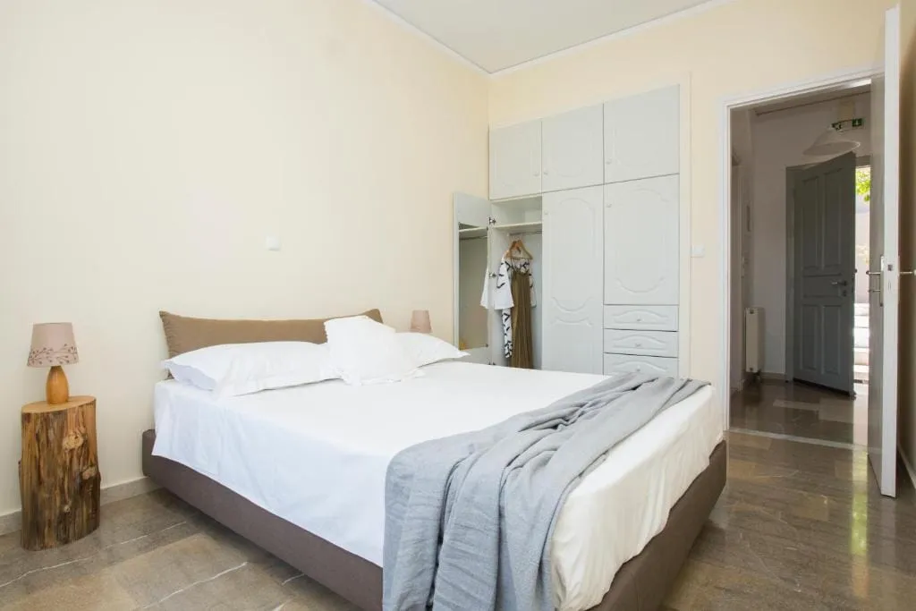 Double Bedroom Apartment with Sea View