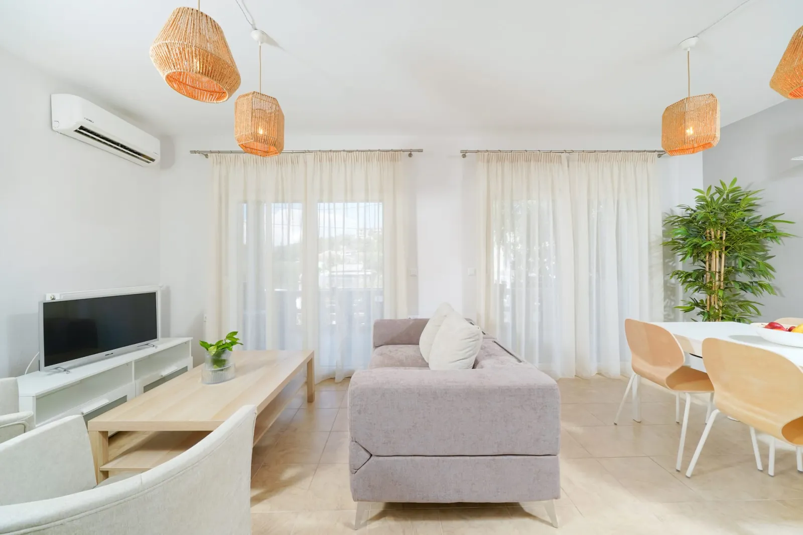 One-bedroom suite | Just 5-minutes drive from our hotel