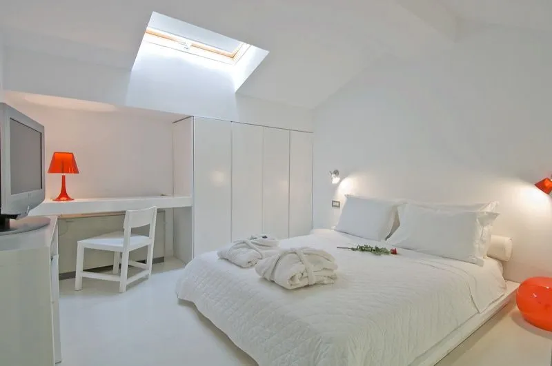 Modern Two-Level Premium Art Suite