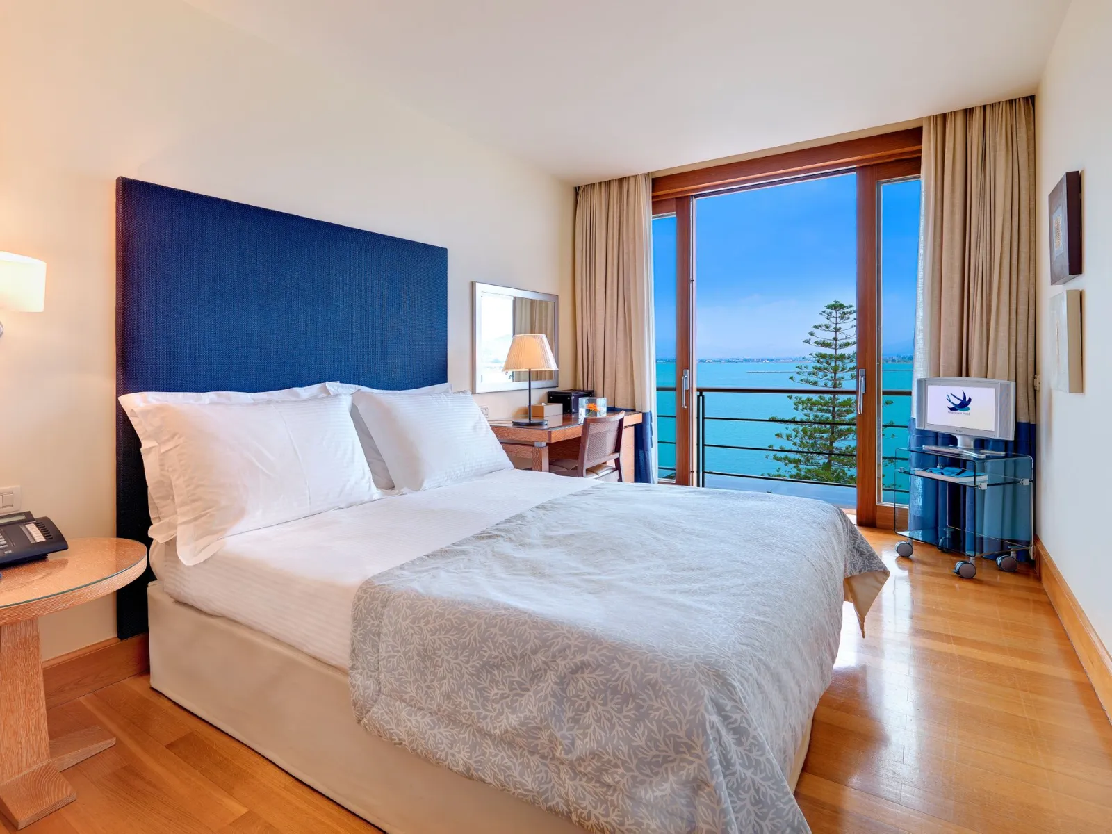 Deluxe Room Sea View with Shower Hydrojet