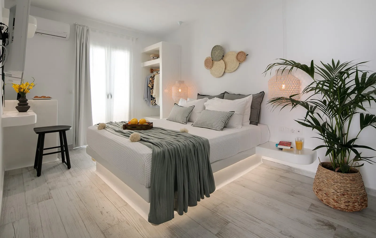 Standard Double Room with Terrace