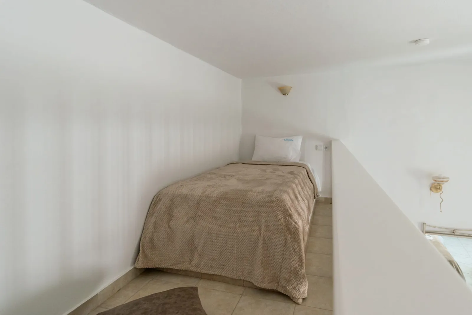 Traditional Room II