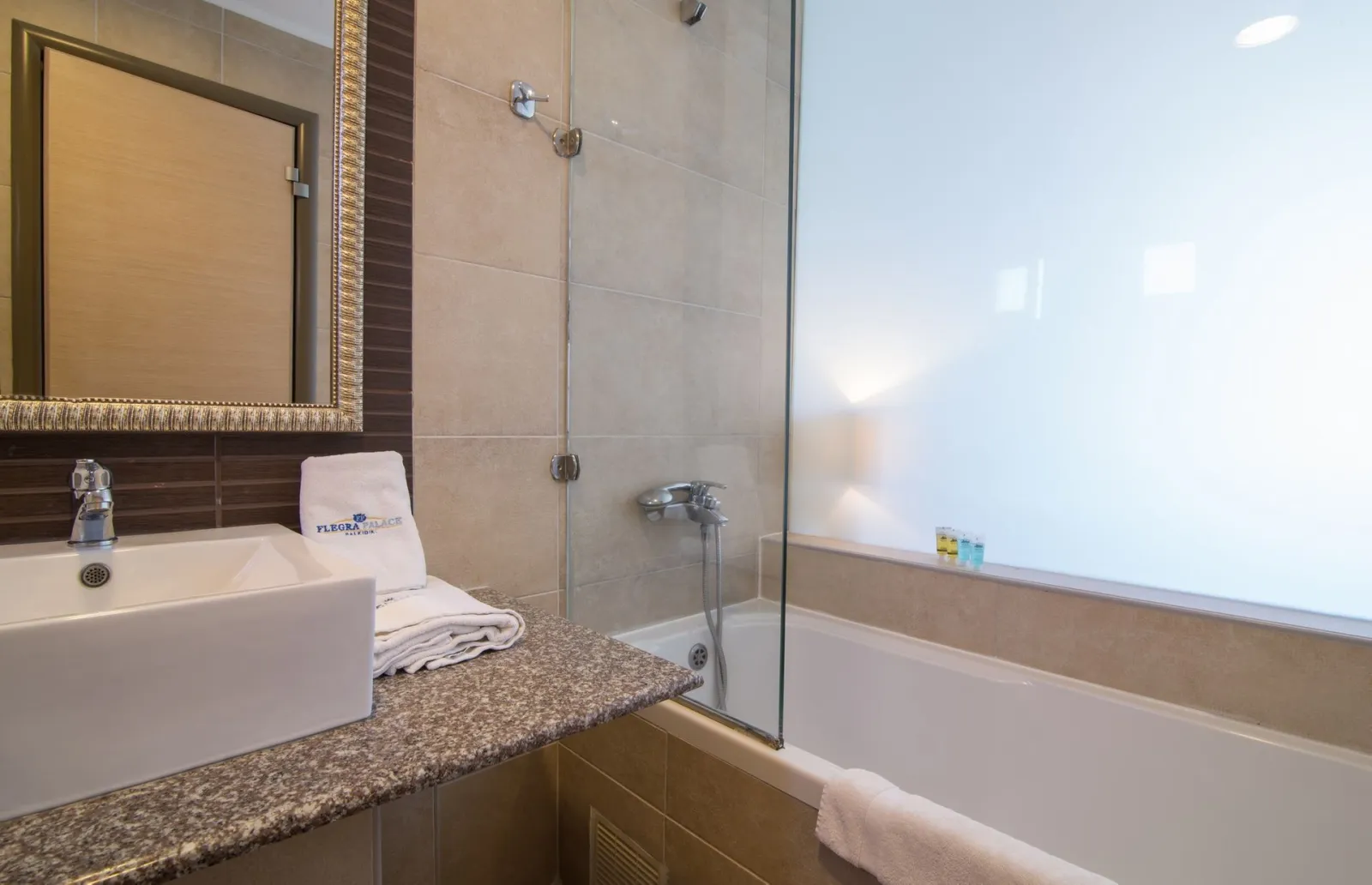 Flegra Palace Double Room