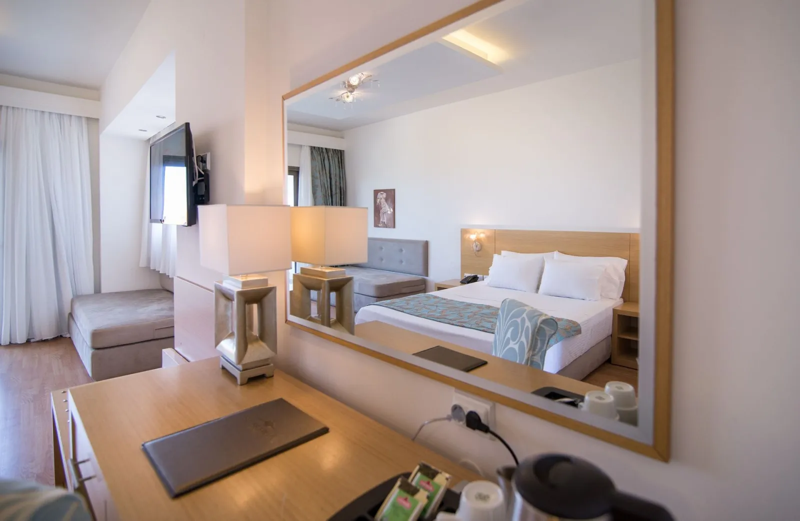 Flegra Palace Superior Room