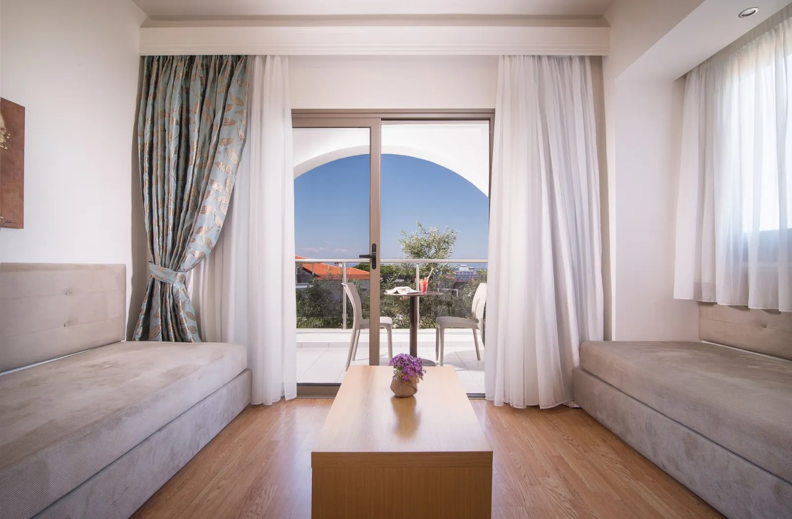 Flegra Palace Superior Room