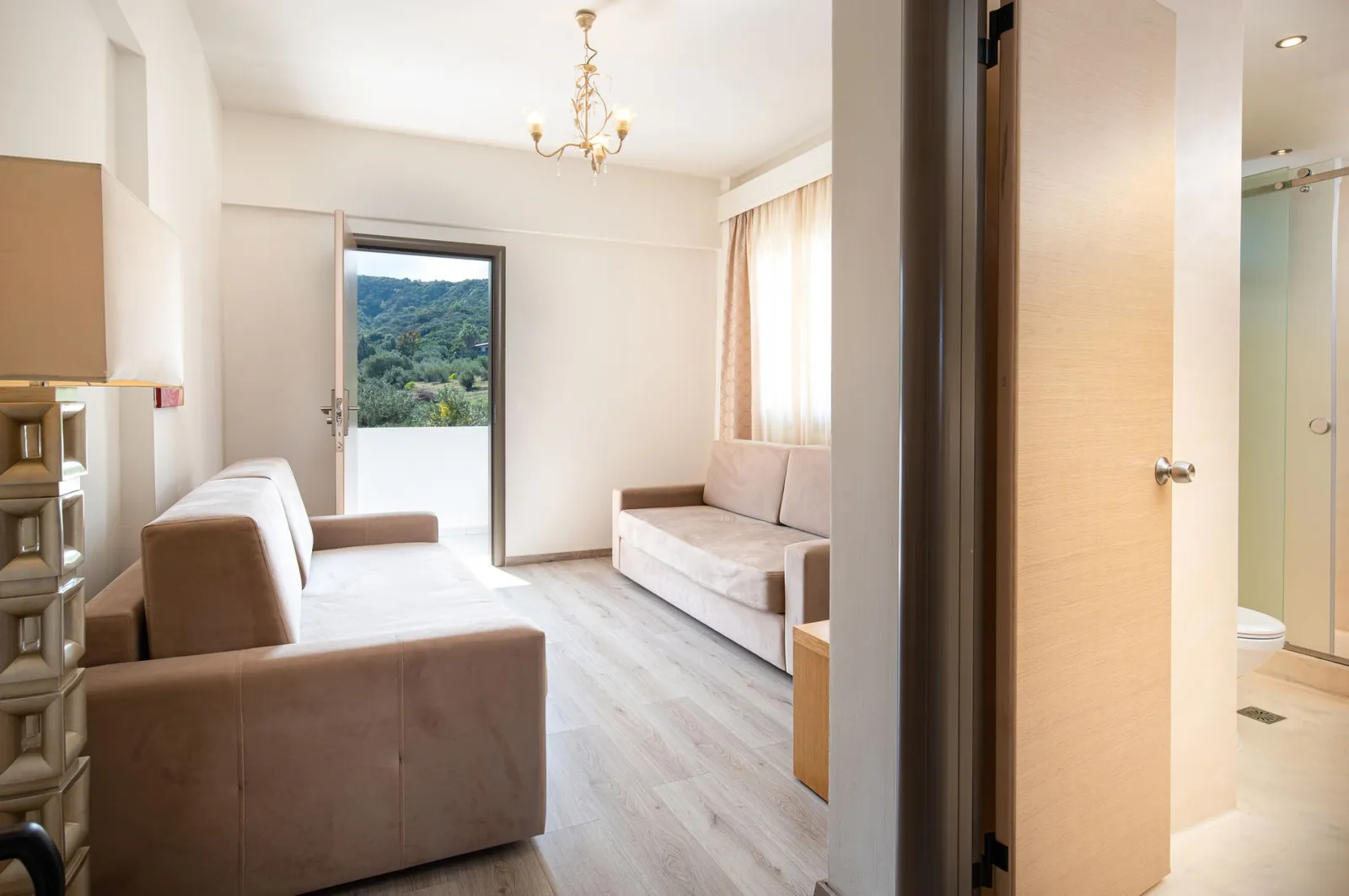 Flegra Palace Family Suite