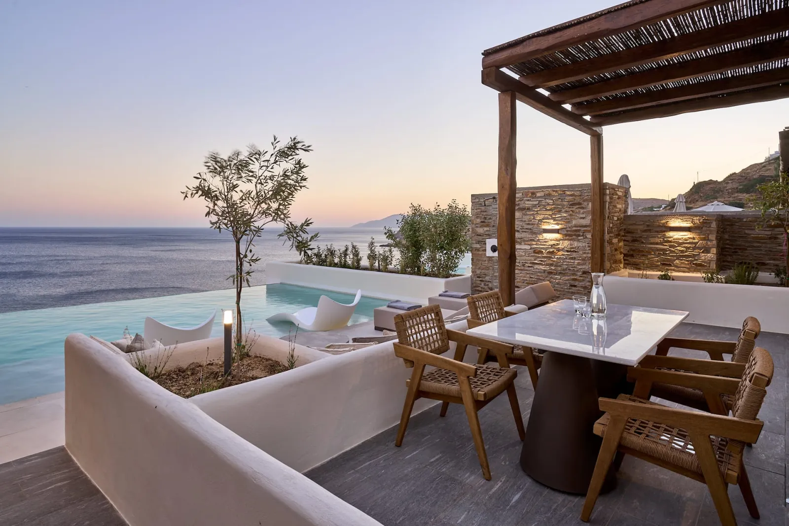 Comfort Suite Private Pool