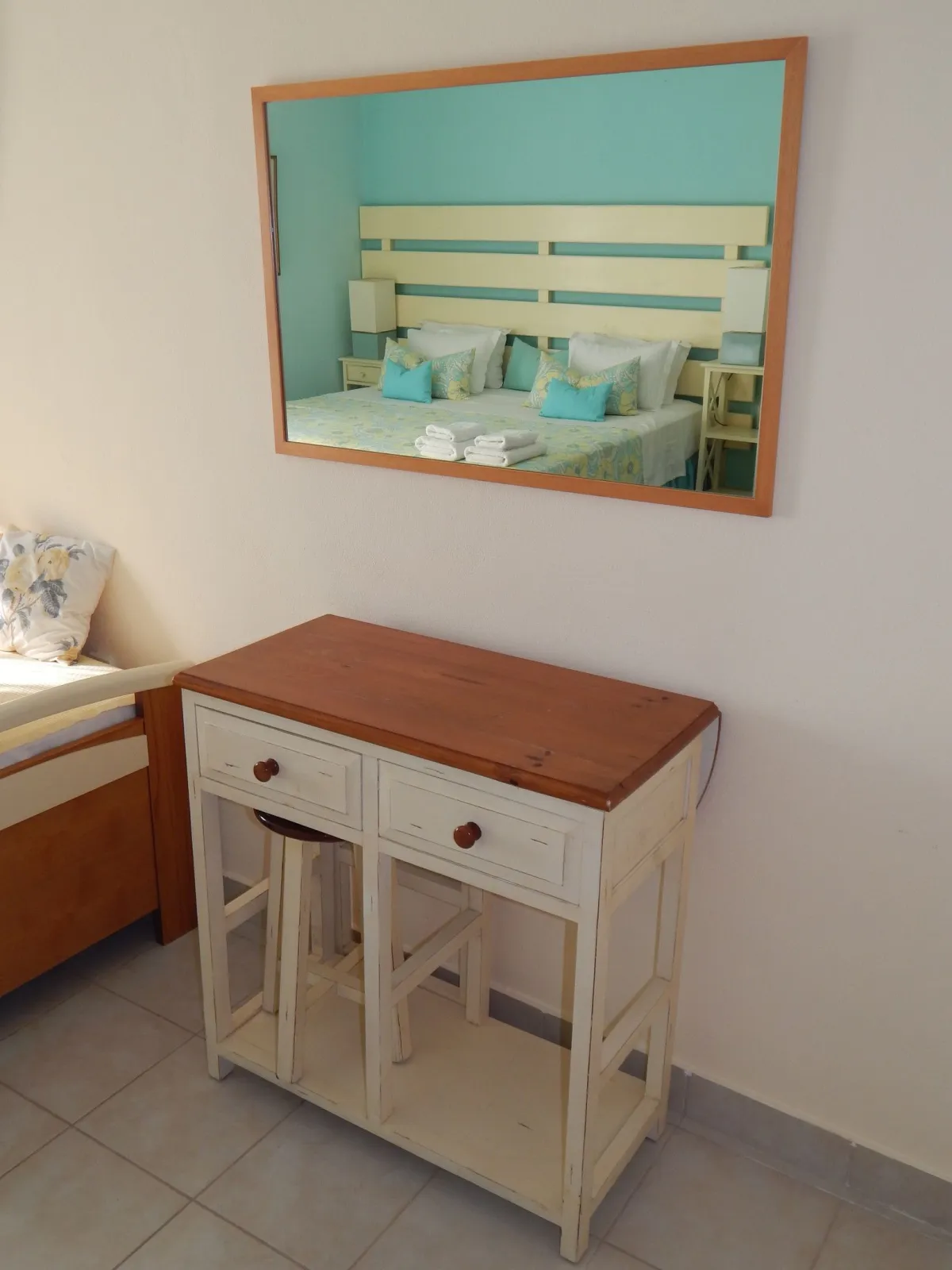 Studio with sea view (11)