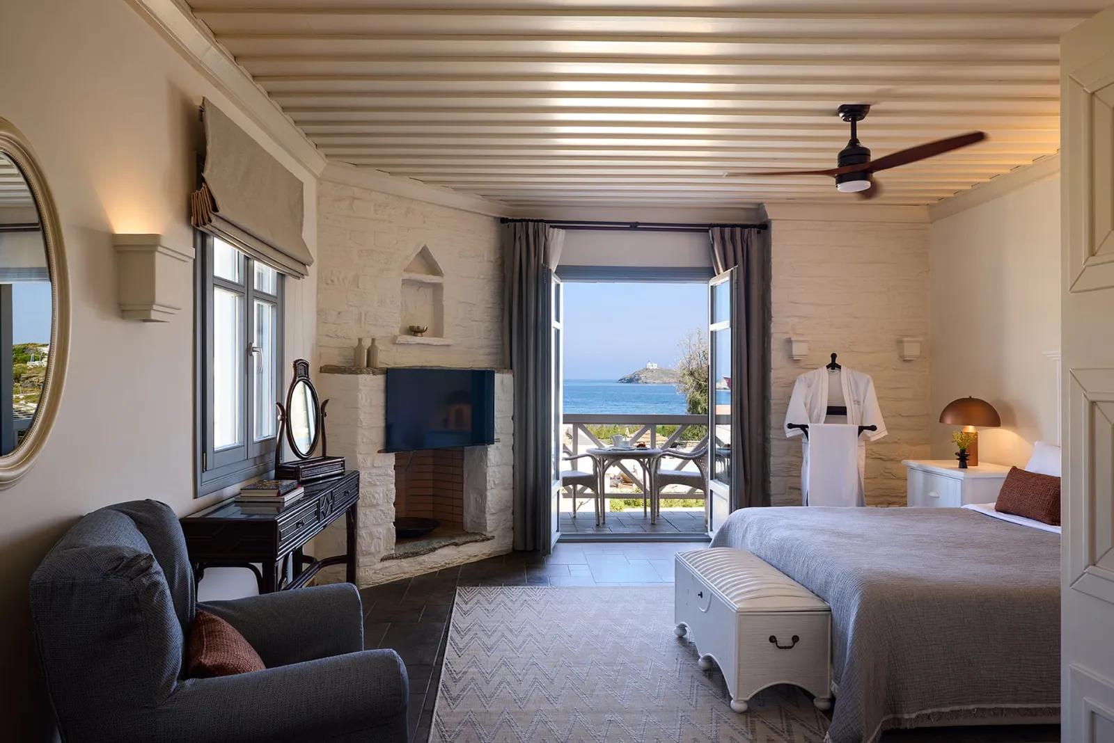 Deluxe Suite with Sea view