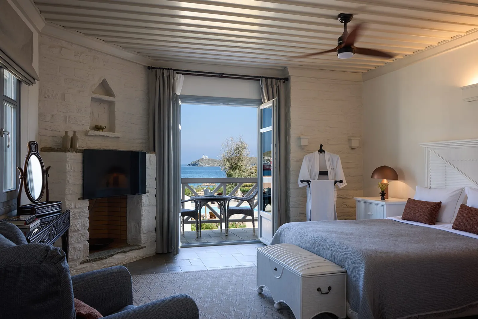 Deluxe Suite with Sea view