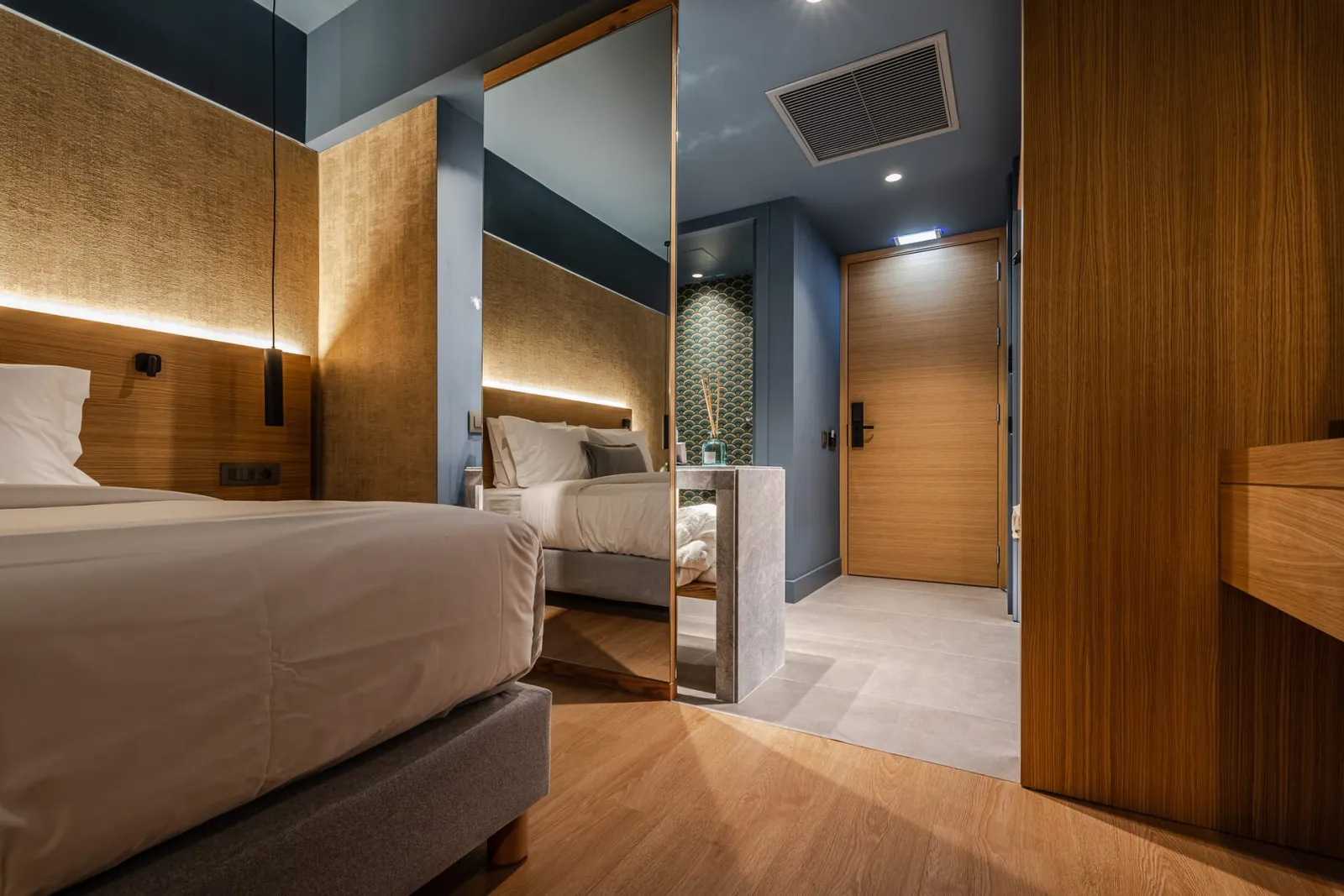Comfort Double Room with City View