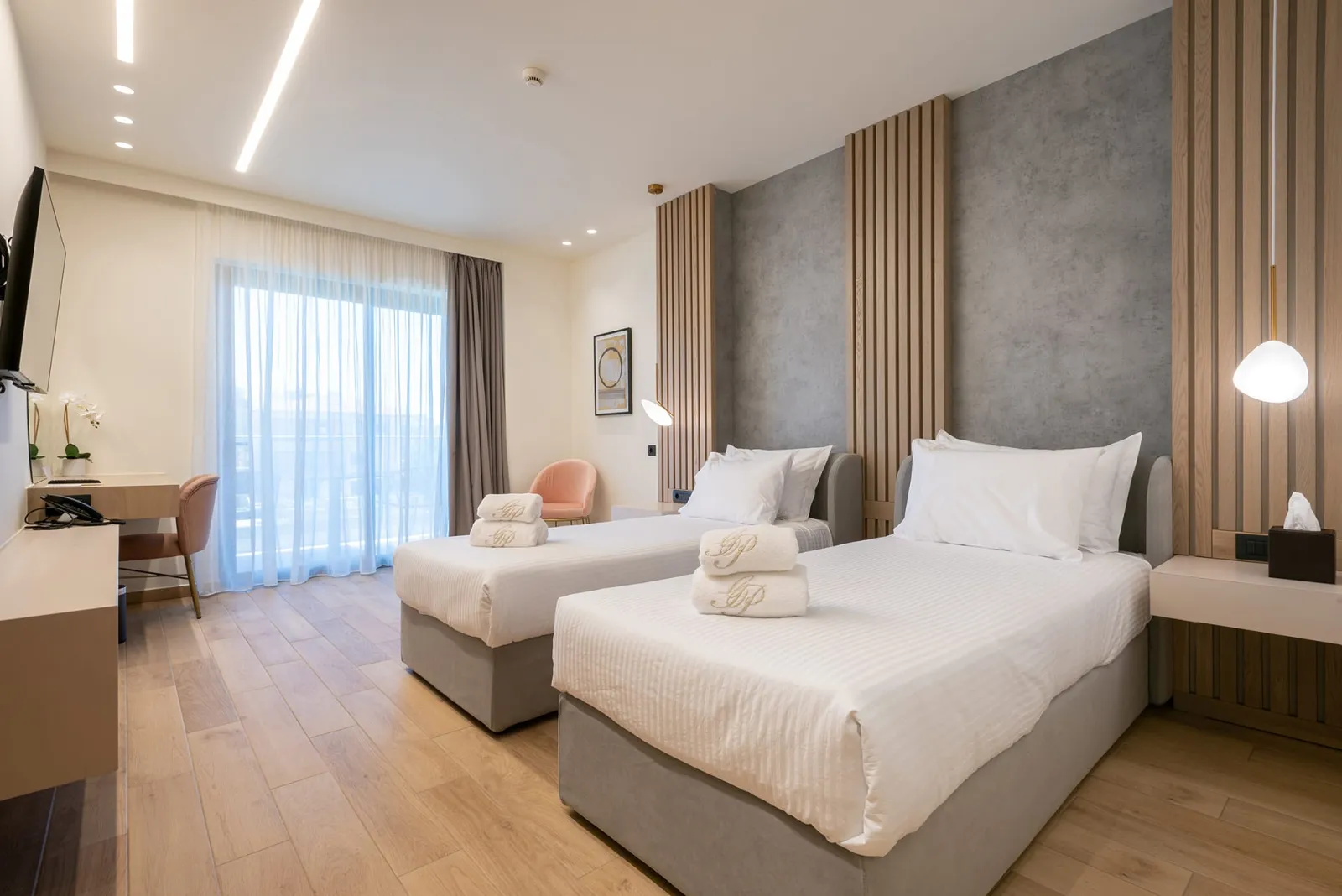 Deluxe Twin Room with Balcony or Terrace