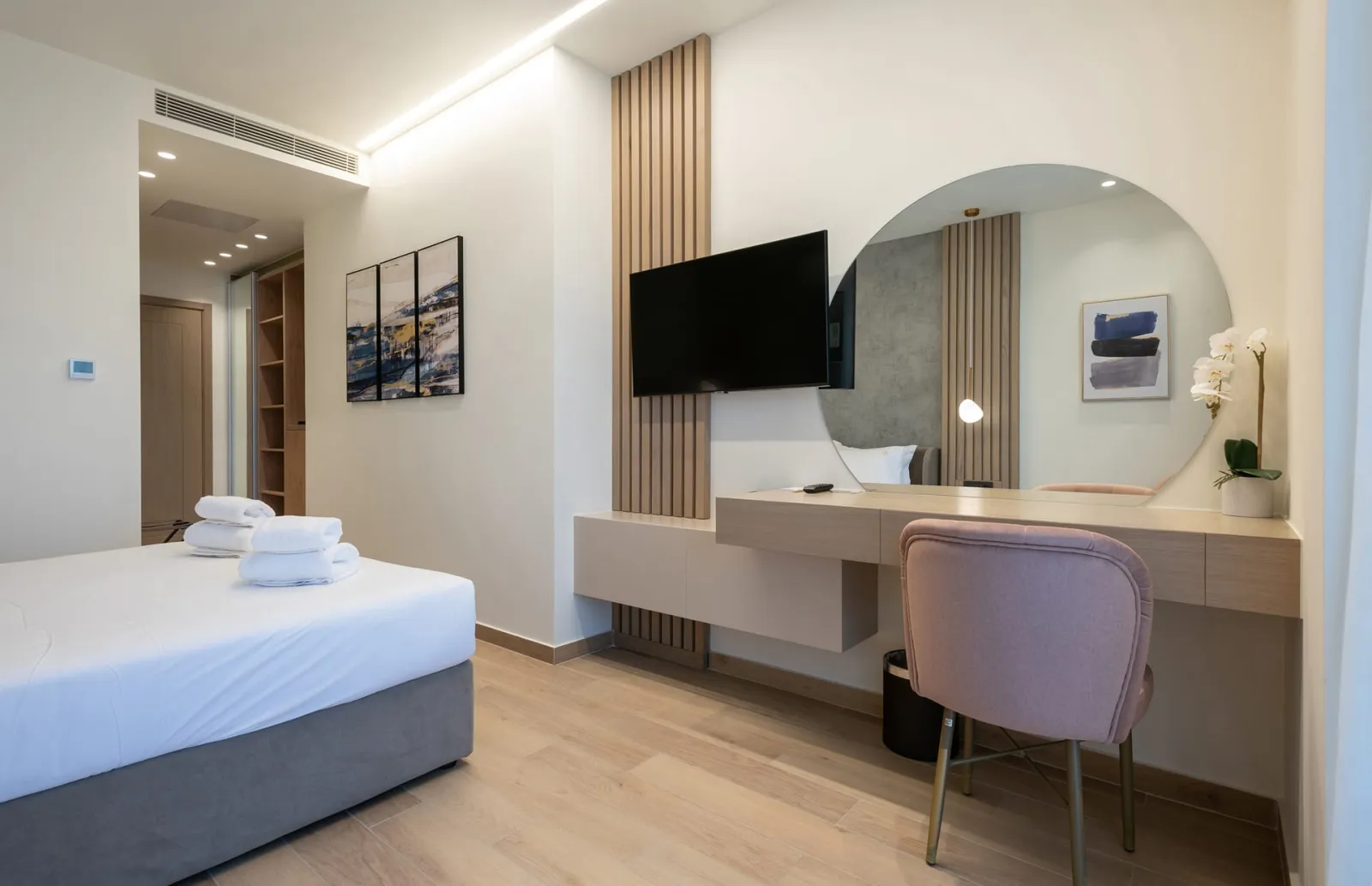 Deluxe Room with Balcony or Terrace